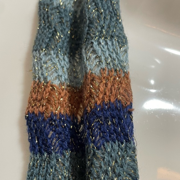 Liz Claiborne Multi Color Scarf 🧣Blue and Brown Tones, 3inchx3yards approx NWT - Picture 4 of 9